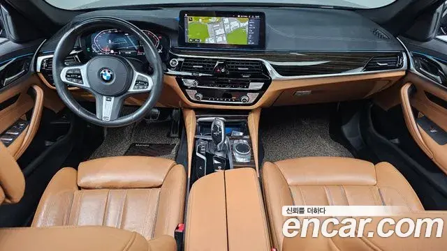 BMW 5 Series 2020 — Фото 7/20