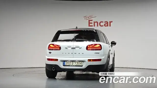 Mini Cooper Clubman 2024 — Photo 4/20