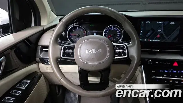 Kia Carnival 2022 — Фото 13/20