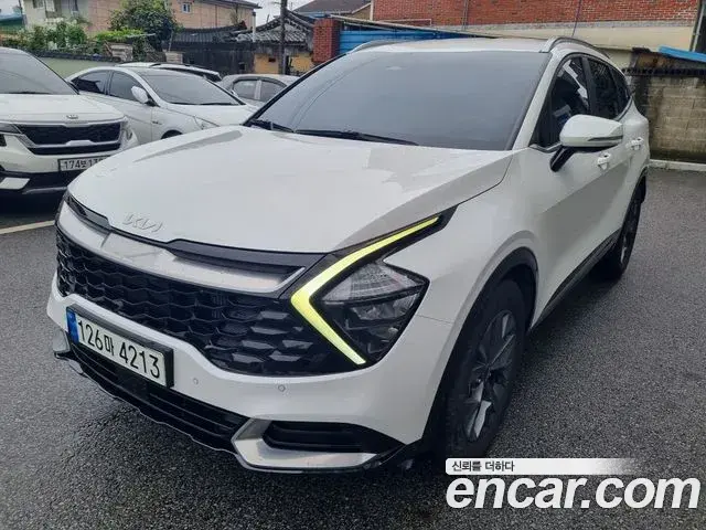 Kia Sportage 2022 — Фото 2/20