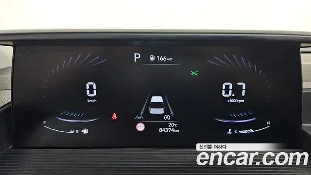 Hyundai Staria 2022 — Фото 8/20