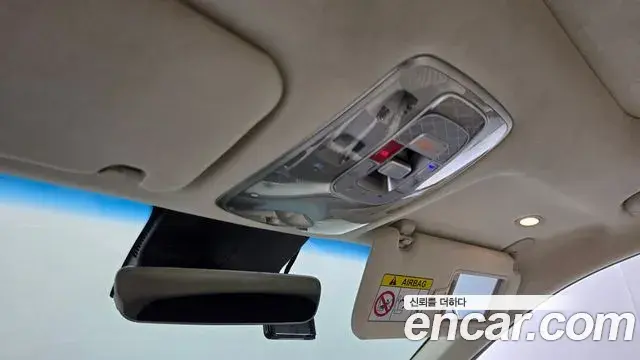Genesis GV70 2023 — Şəkil 34/37