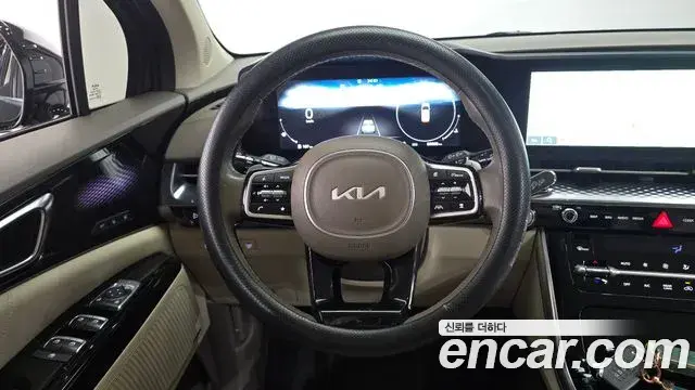 Kia Carnival 2022 — Şəkil 11/20