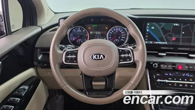 Kia Carnival 2020 — Photo 13/20