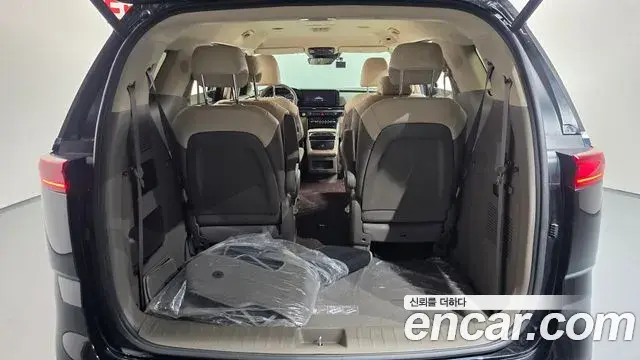 Kia Carnival 2020 — Photo 16/20