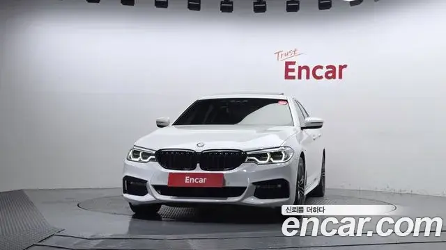 BMW 5 Series 2018 — Фото 3/20