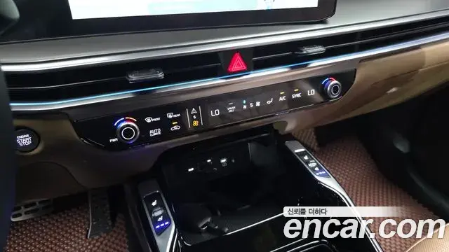 Kia Sorento 2025 — Фото 17/20