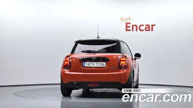 Mini Cooper 2021 — Фото 4/20