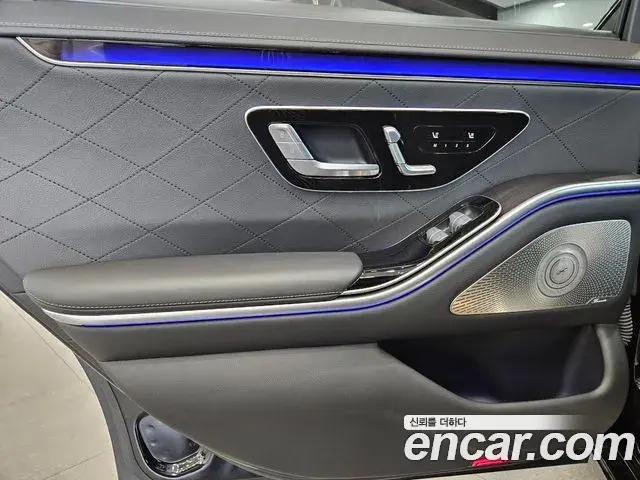 Mercedes-Benz S-Class 2023 — Фото 13/17