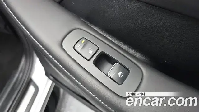 Hyundai Sonata 2022 — Photo 19/20