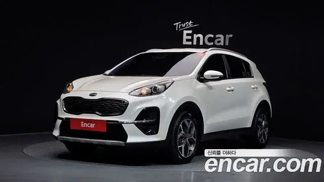 Kia Sportage The Bold 2018 — Фото 1/20