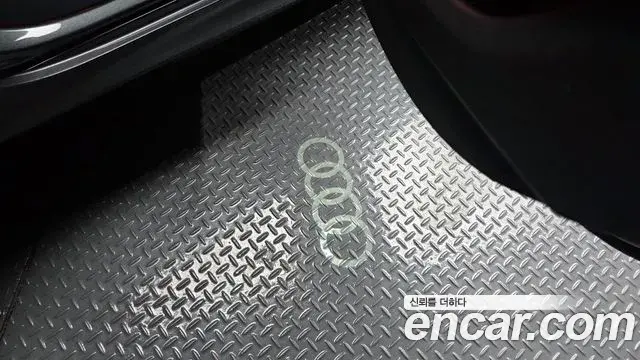 Audi A7 2020 — Фото 18/20