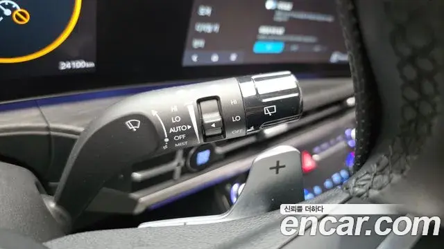 Hyundai Santa Fe 2025 — Photo 17/20