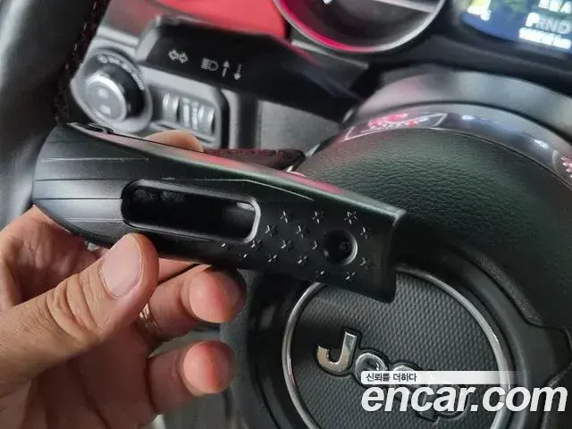 Jeep Wrangler 2019 — Фото 14/20