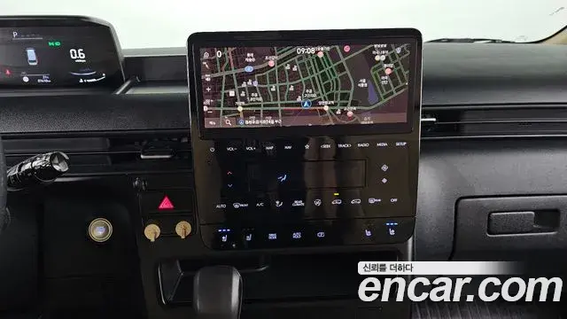 Hyundai Staria 2023 — Фото 14/20