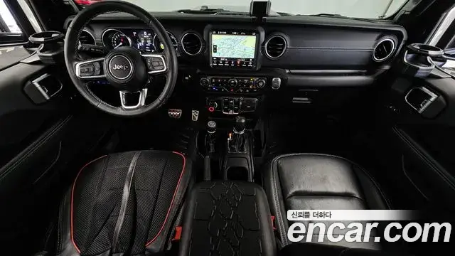 Jeep Wrangler 2023 — Фото 7/20