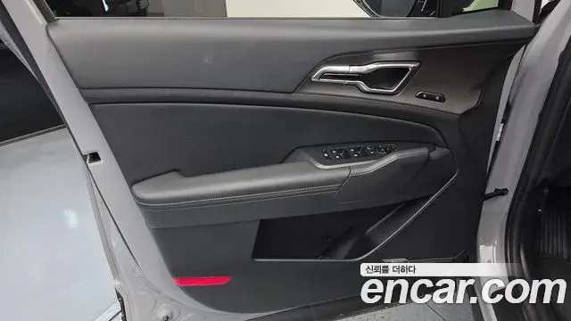 Kia Sportage 2025 — Photo 1/30