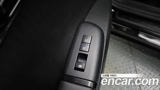 Hyundai Grandeur 2022 — Фото 18/20