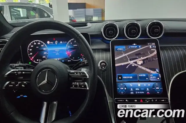Mercedes-Benz GLC-Class 2024 — Фото 16/17