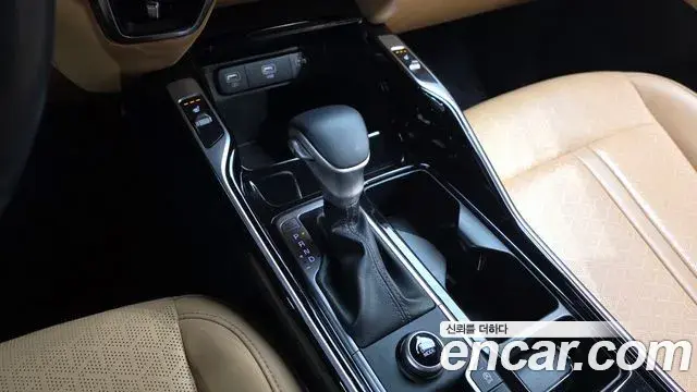 Kia Sorento 2022 — Photo 9/20