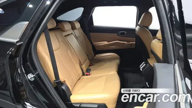 Kia Sorento 2022 — Photo 11/20
