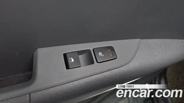 Kia Niro 2024 — Фото 19/20