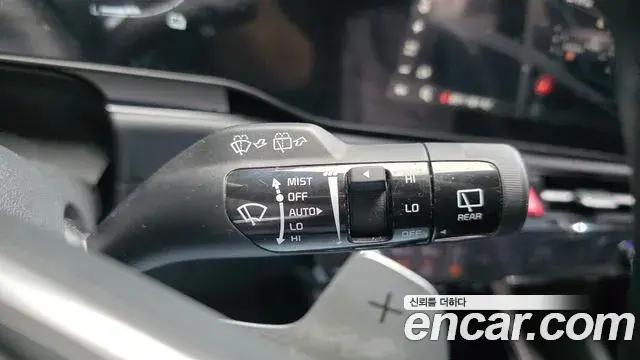 Kia Niro 2023 — Photo 19/20