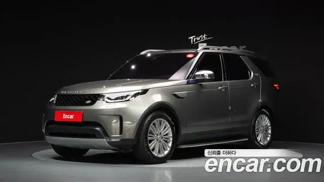 Land Rover Discovery 5 2018 — Фото 1/20