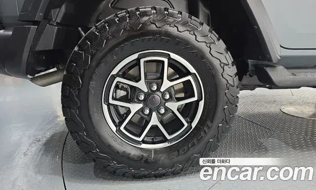 Jeep Wrangler 2025 — Photo 4/20