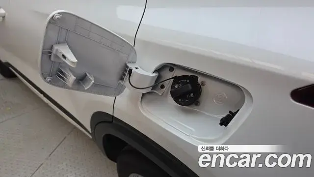 Kia Seltos 2024 — Şəkil 19/32