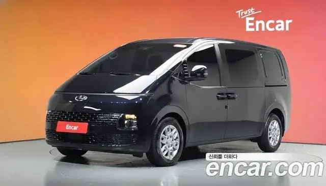 Hyundai Staria, 2022