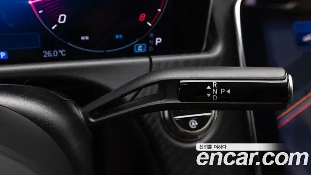 Mercedes-Benz E-Class 2025 — Фото 7/18