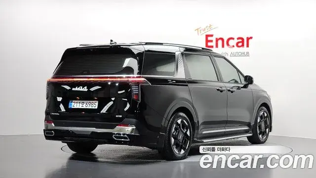 Kia Carnival 2025 — Photo 2/20