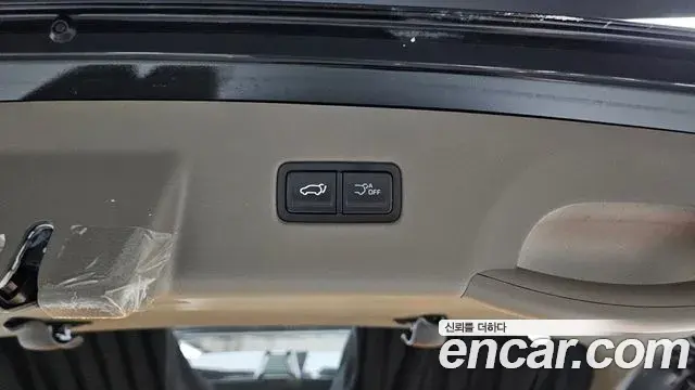 Kia Carnival 2025 — Photo 16/20