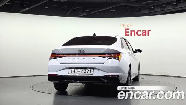 Hyundai Avante 2020 — Photo 4/20