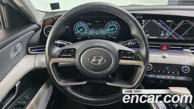 Hyundai Avante 2020 — Photo 13/20