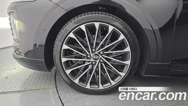 Hyundai Grandeur 2023 — Фото 5/20