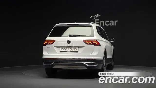 Volkswagen Tiguan Allspace 2023 — Şəkil 18/36