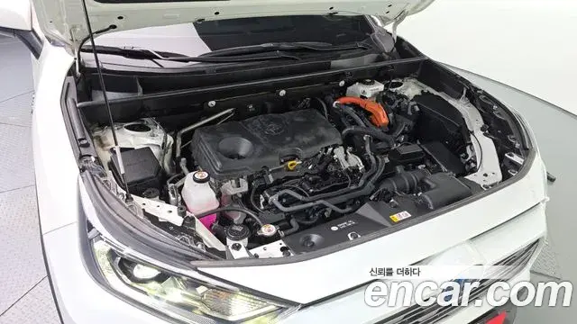 Toyota RAV4 2021 — Şəkil 6/20