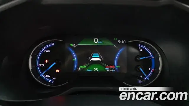 Toyota RAV4 2021 — Şəkil 8/20