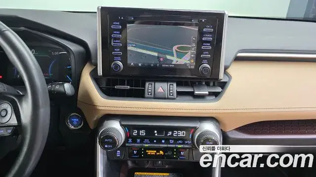 Toyota RAV4 2021 — Şəkil 14/20