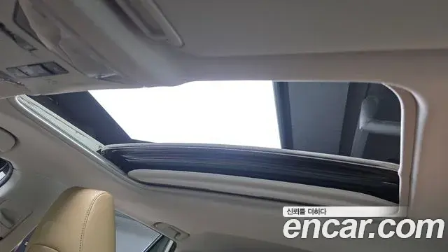 Toyota RAV4 2021 — Şəkil 16/20