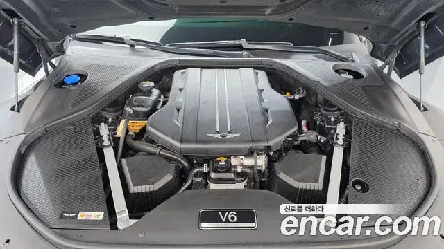 Genesis G90 2022 — Photo 6/20