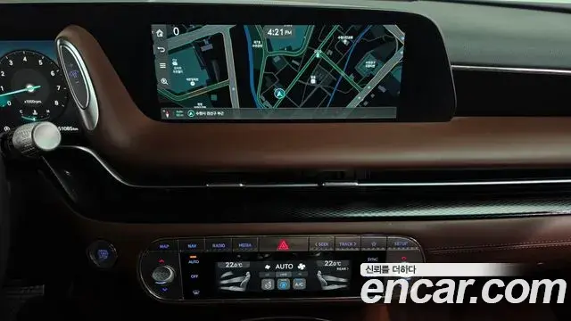 Genesis G90 2022 — Photo 14/20