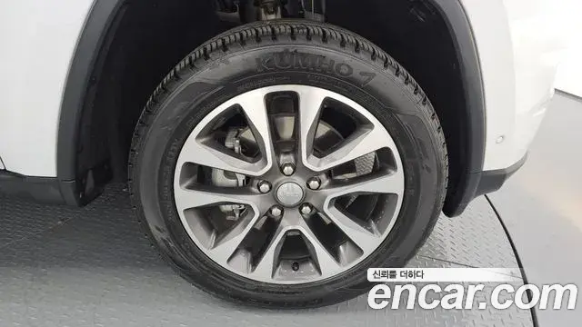 Jeep Grand Cherokee 2018 — Photo 5/30
