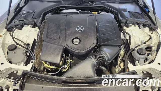 Mercedes-Benz CLE-Class 2025 — Photo 5/17