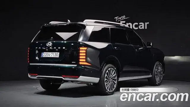 Hyundai Palisade 2025 — Photo 2/20