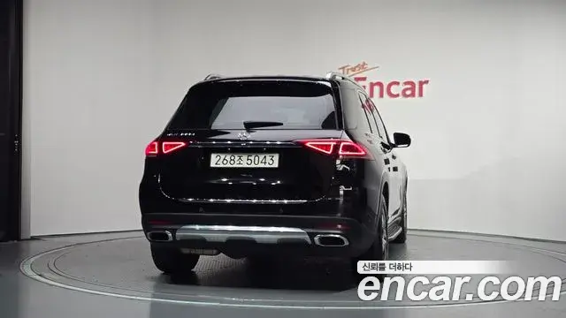 Mercedes-Benz GLE-Class 2019 — Фото 4/20