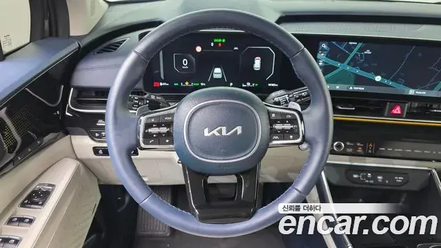 Kia Carnival 2024 — Photo 12/20