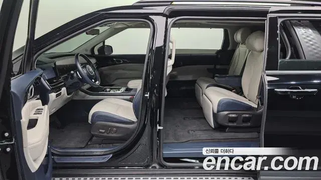 Kia Carnival 2024 — Photo 15/20